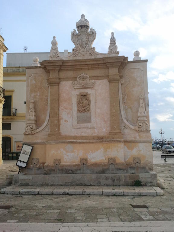 Appartamenti Emblema Mancaversa มารีนา ดี มันกาแวร์ซา ภายนอก รูปภาพ